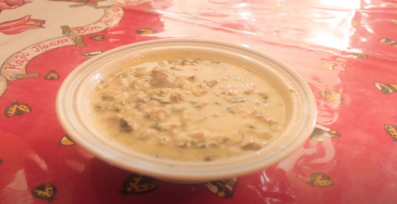 The Syros Project : Μαγειρεύοντας μαγειρίτσα στη Σύρο !