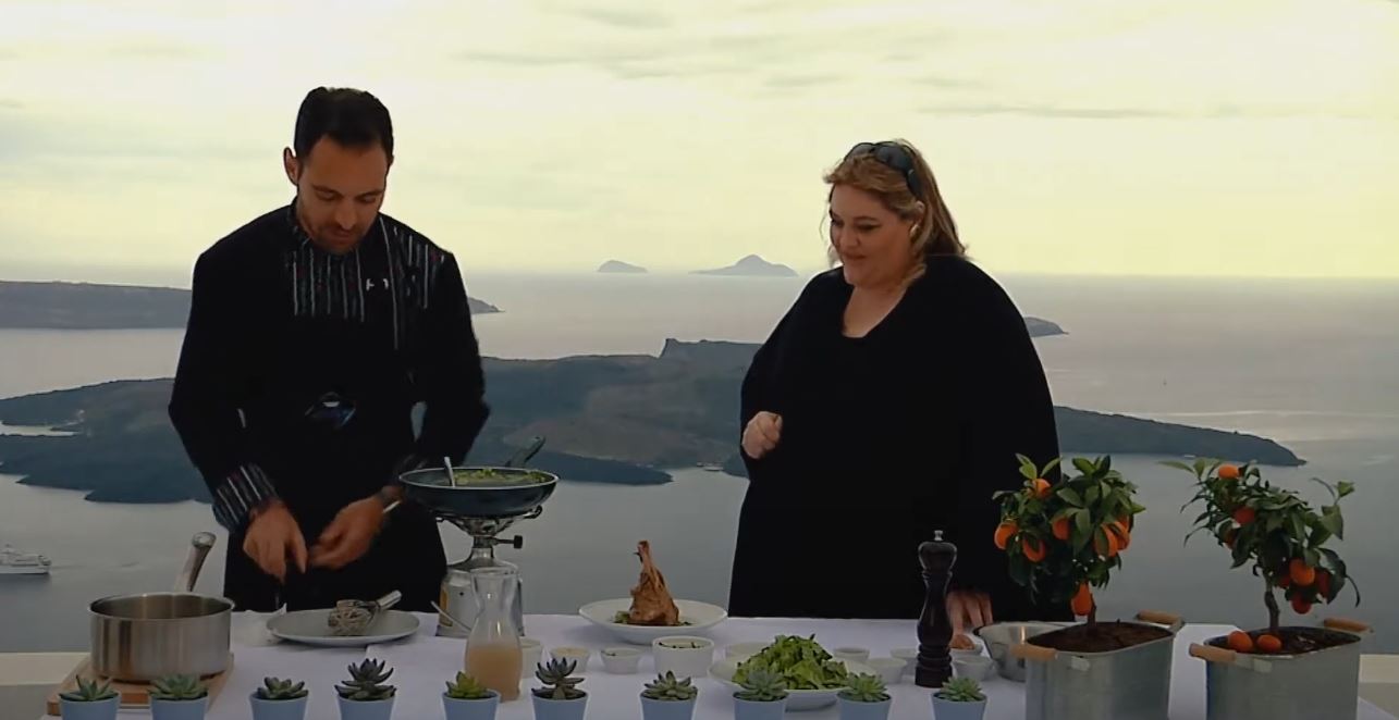 Cooking in Greek by Sofia : Μαγειρεύοντας αρνίσιο κότσι στη Σαντορίνη με τη Σοφία !