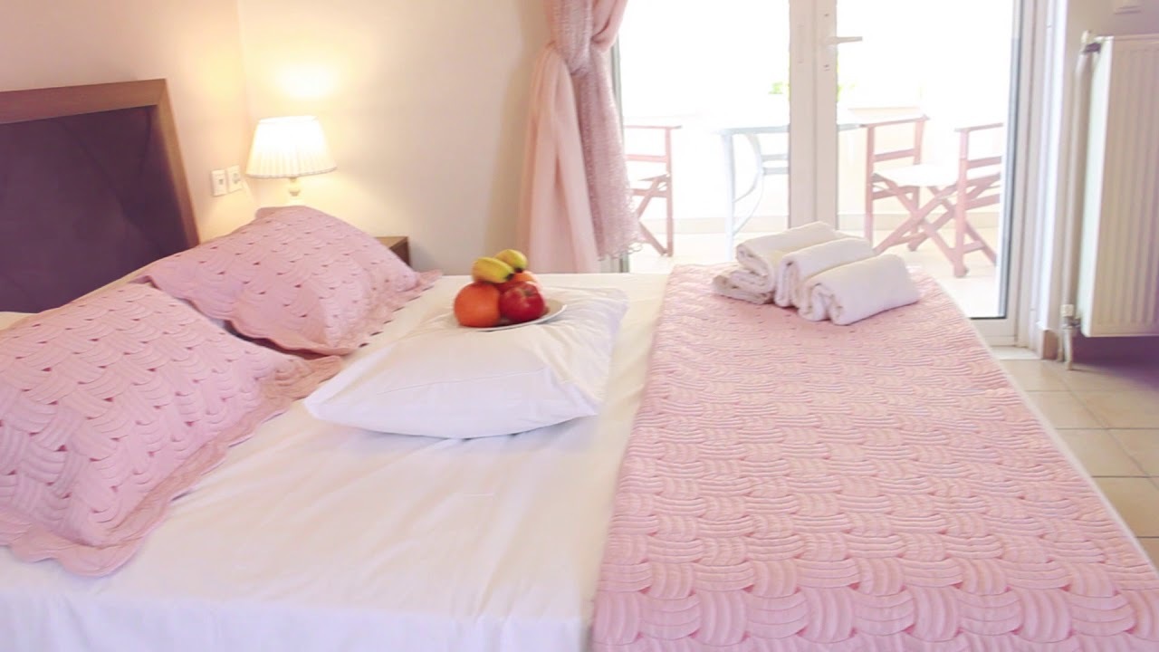 The Halkidiki Project: Hosting in Michel Mar in Neos Marmaras of Sithonia!