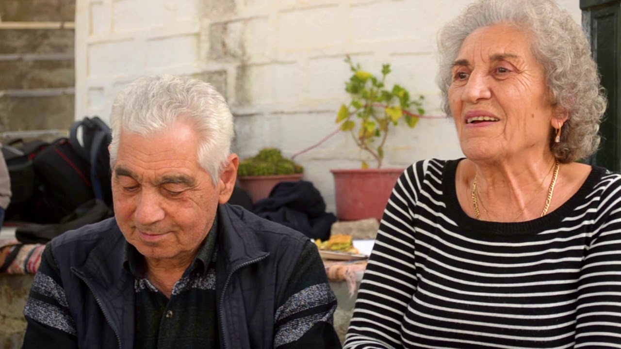 Action In Greece #The Syros Project #Easter Sunday with a traditional family in Ano Syros!