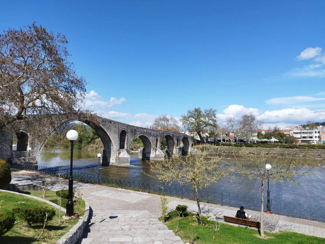 ΑΡΤΑ ΜΟΥ ΤΟ ΓΙΟΦΥΡΙ ΣΟΥ … ΜΑΓΕΥΕΙ !!!