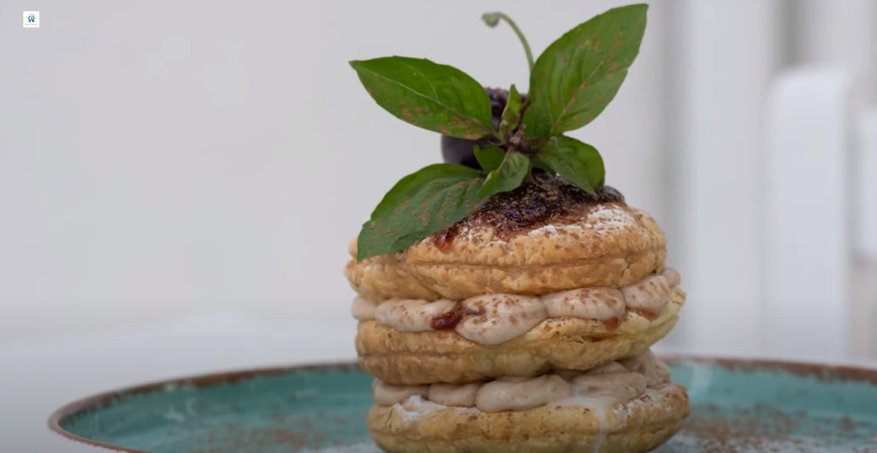  THE ANTHOLOGY OF GREEK GASTRONOMY #Mille-feuille κεράσι-melenda-αρώνια #Cherry mil-feu melenda-aronia!